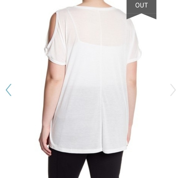 Cold Shoulder Women’s Plus Size Top - Picture 2 of 8